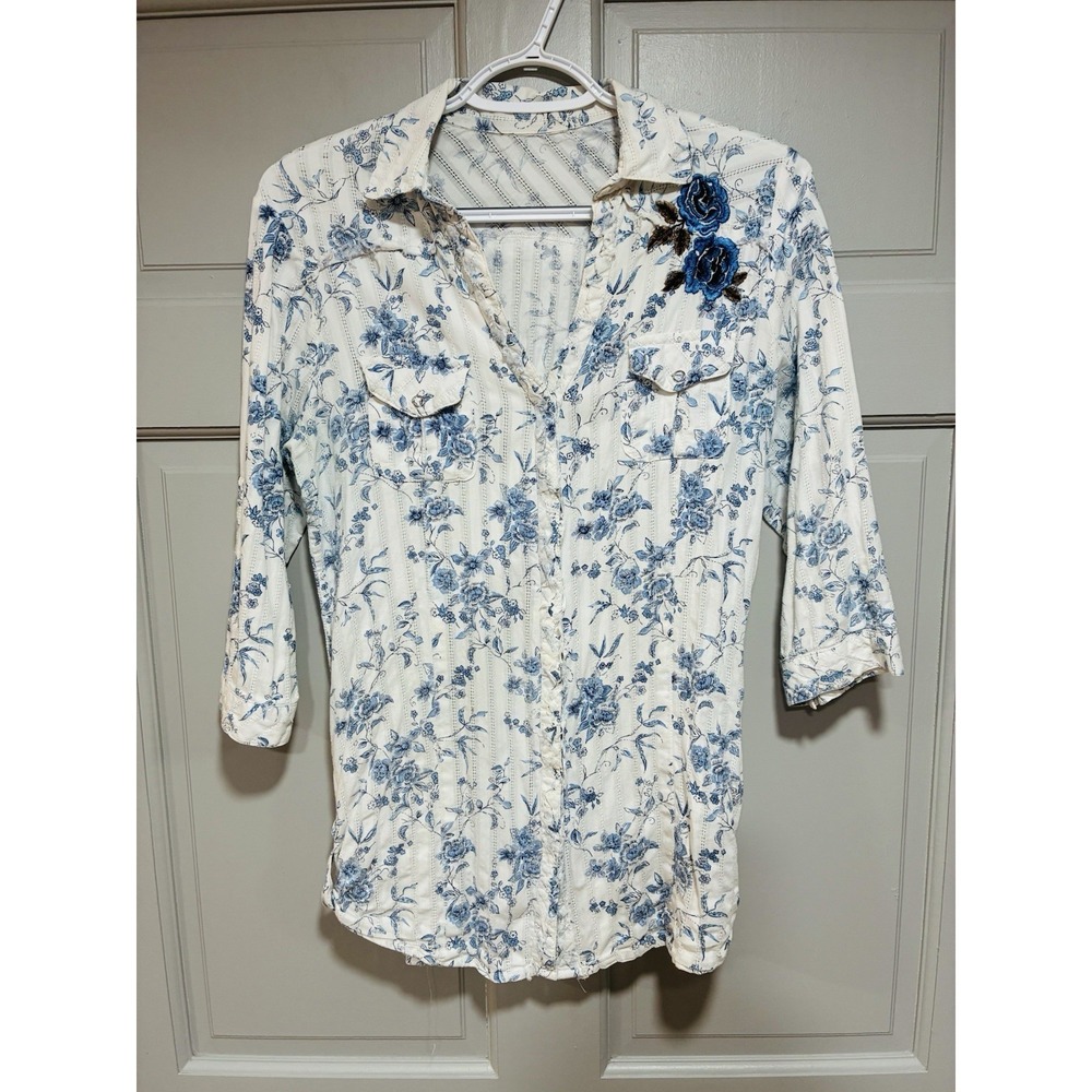 FANG Women Top Size Small Western distressed Floral Snap Closure 3/4 Sleeves